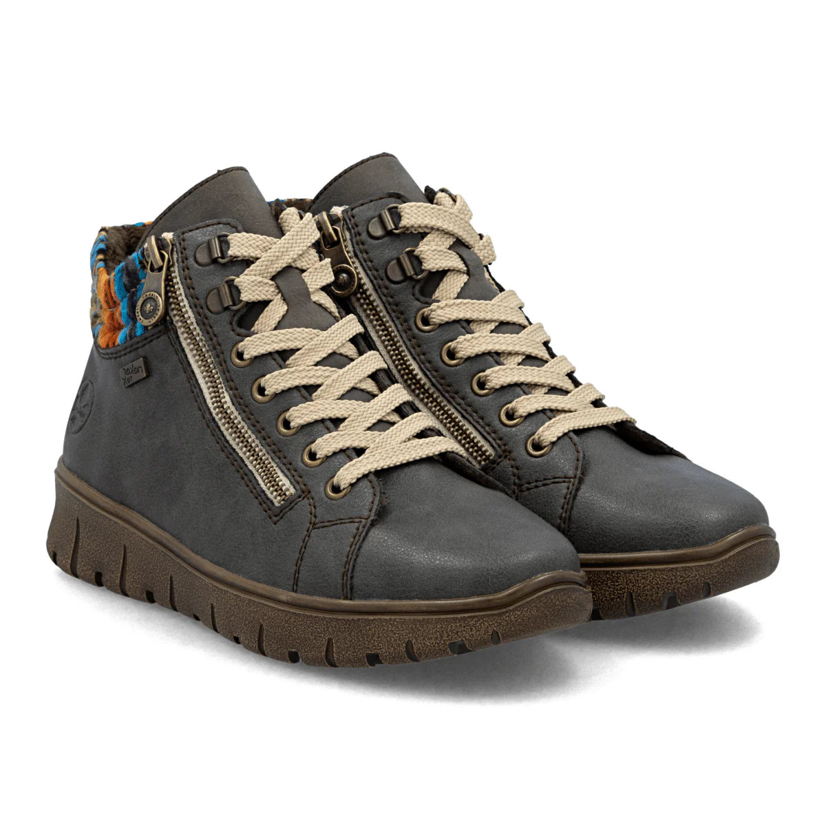 Grey Yarn Top Bootie